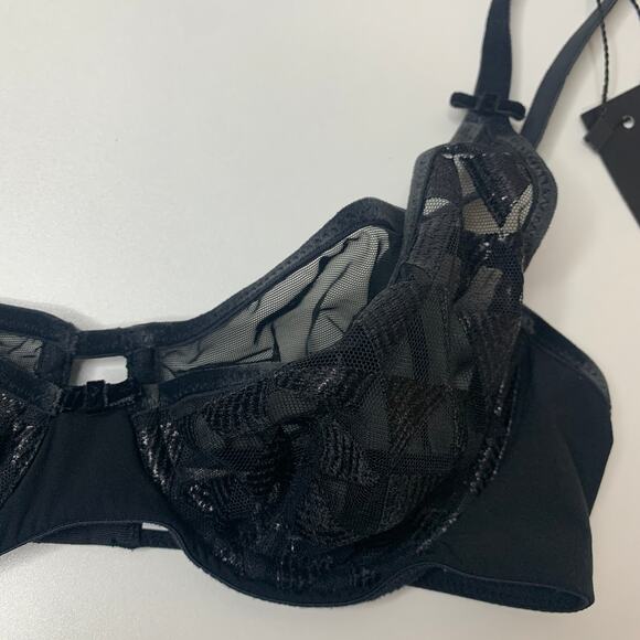 NWT Lou Paris Lingerie Geometric Sheer Mesh Bra Panty Set Black Small - Picture 3 of 12